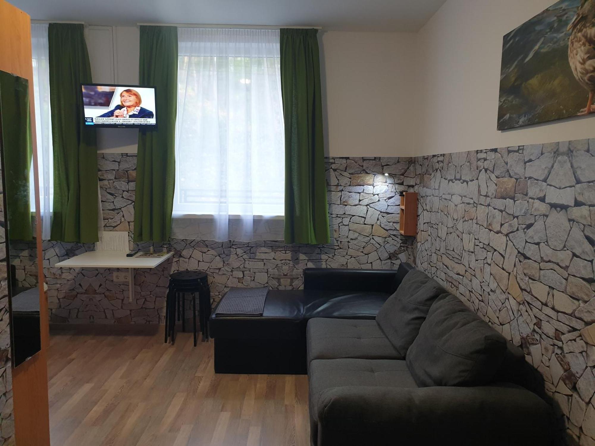Kid Familia Panzio Balatonszarszo Bed & Breakfast Luaran gambar